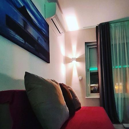Apartment Luce Njivice Esterno foto